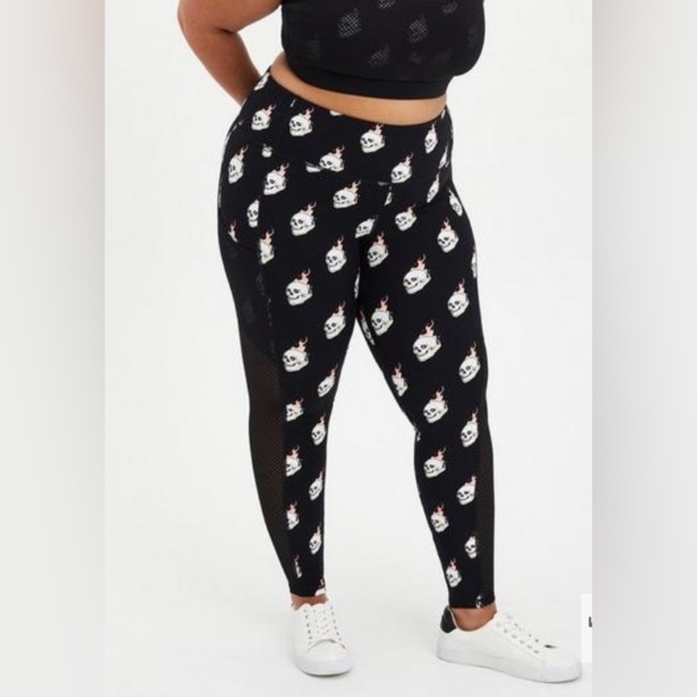 Torrid Skull Flame Active Workout Leggings Size 1